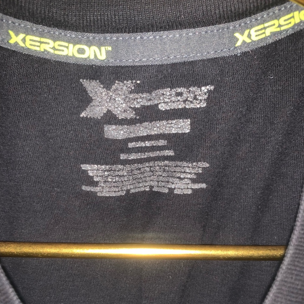 Play hard or go home graphic T-shirt XERSION brand sz s-m distressed quick-dry - Picture 3 of 5
